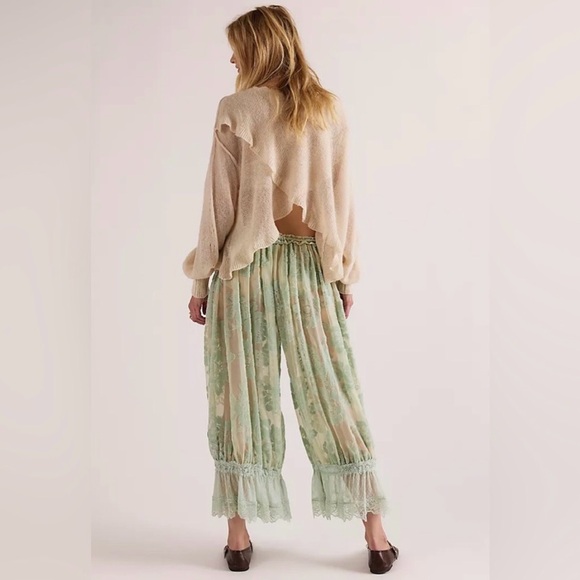 Free People Forever Young Bloomer pants-size Medium-NWT - Picture 3 of 12